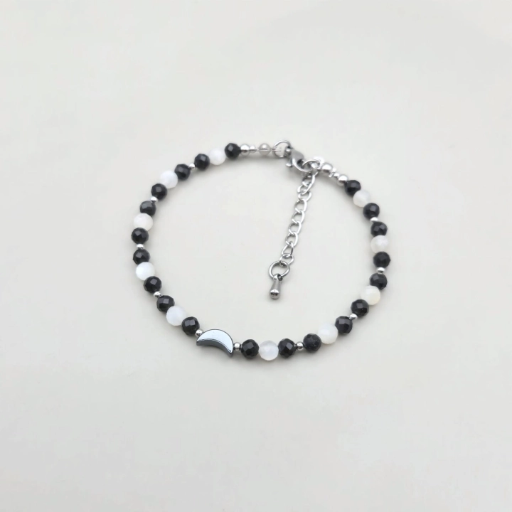 handmade rękodzieło bransoletka z klasycznym zapięciem obsydianem kamień księżycowy hematyt księżyc stal nierdzewna przedłużka